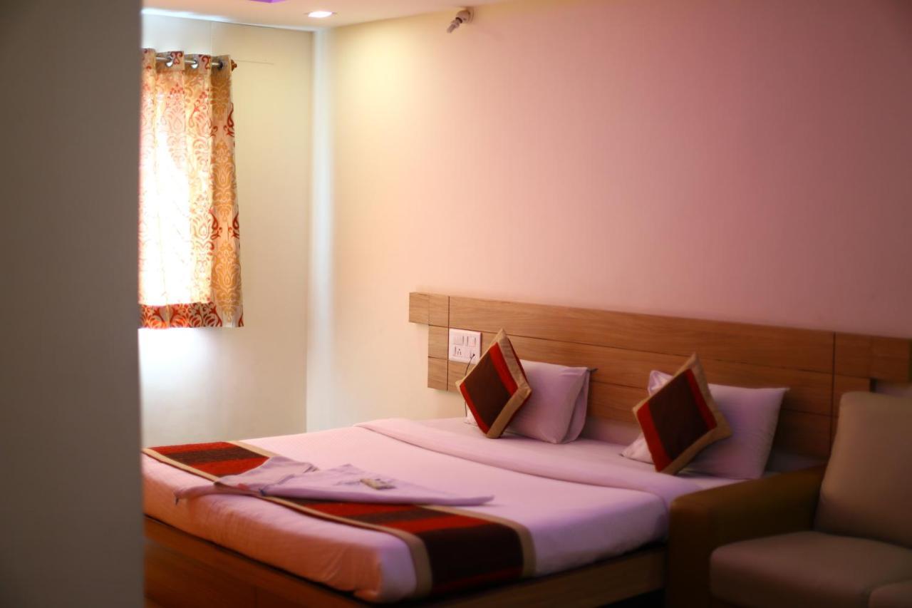 Hotel Fortune City Бангалор Екстериор снимка
